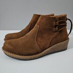 NEW Born Viana Ankle Bootie Womens 8.5 Brown Suede Distressed Wedge Fall Comfort